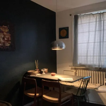 Апартаменты 10 Min From Downtown